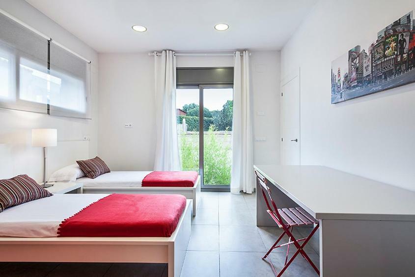 Villa Garriguella Exteriér fotografie
